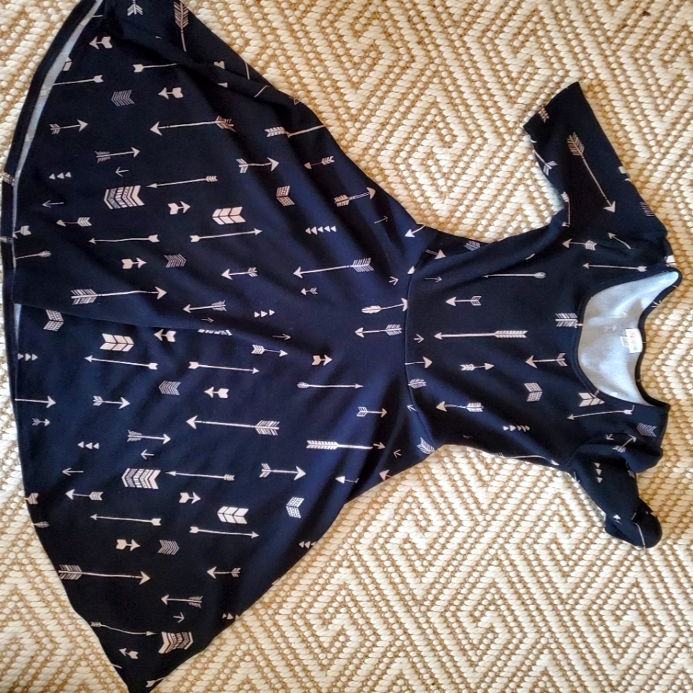 Lula Roe Nicole black and gold arrow dress